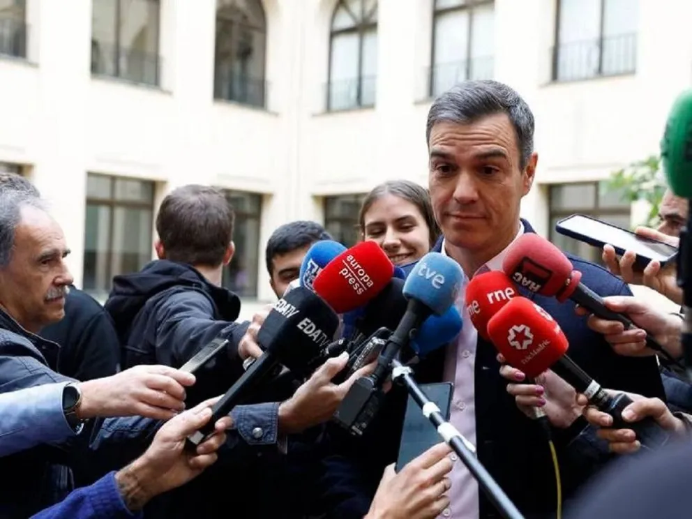Pedro Sánchez responde a las acusaciones de Javier Milei