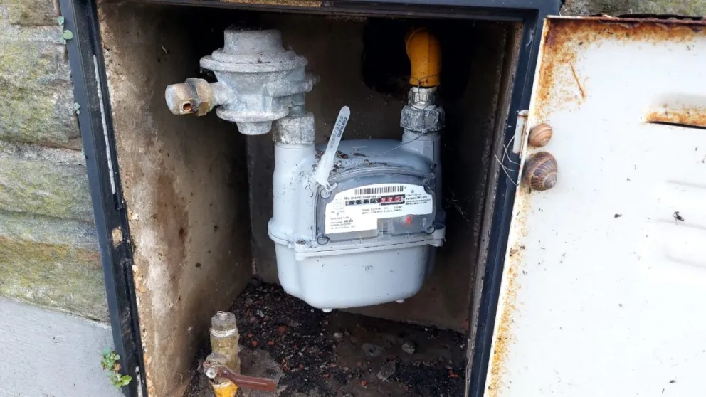 Cuadras sin gas por el robo de caños de los medidores