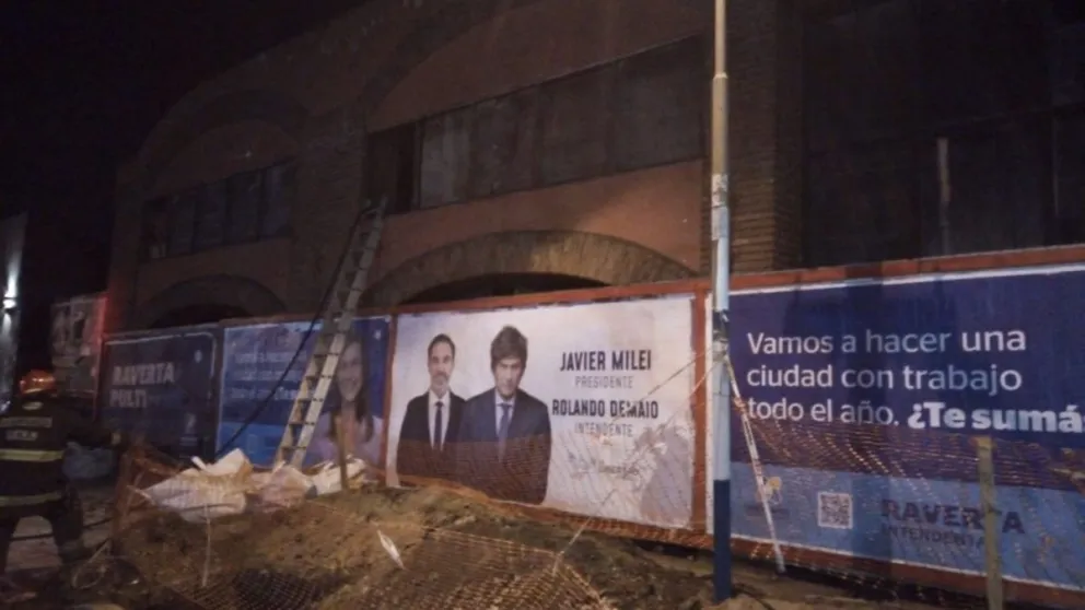 Se incendió un local con maderas en Juan B Justo y Neuquén