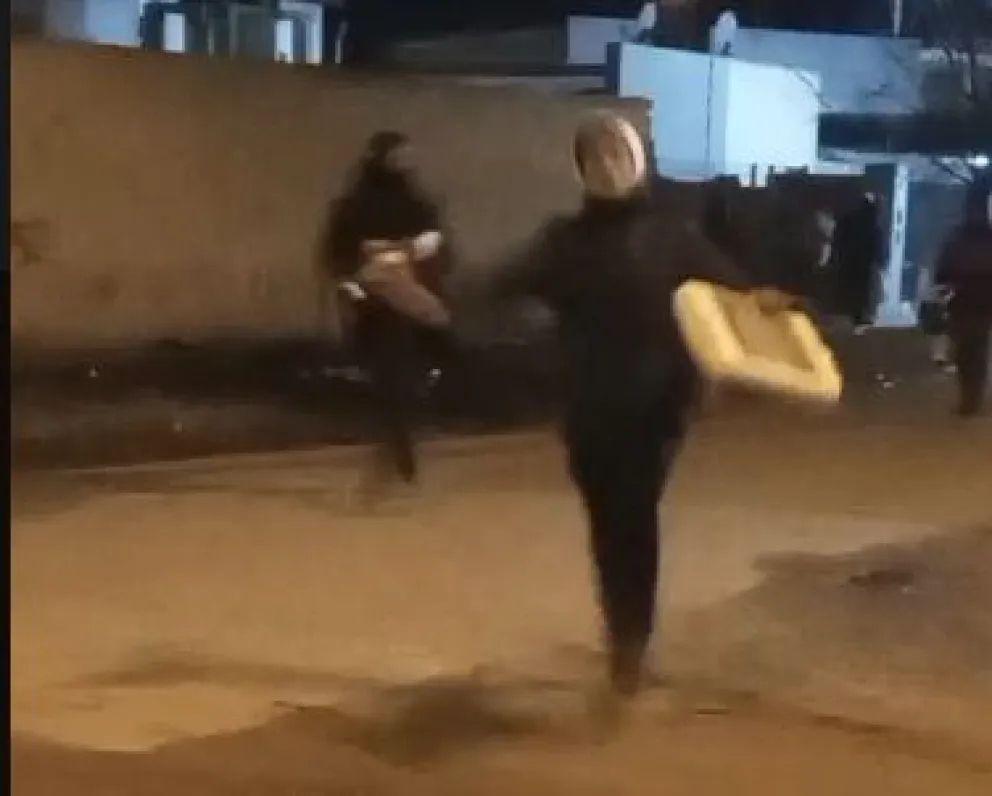 Los videos del robo en banda a una feria: se llevaron de todo, menos alimentos