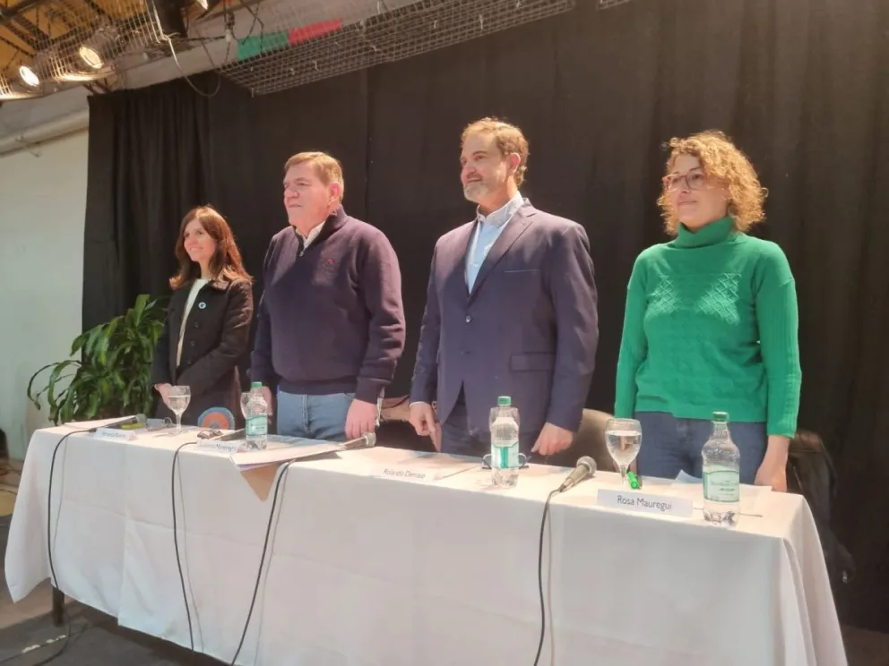 Candidatos a intendente compartieron un encuentro: qué dijeron sobre los principales ejes