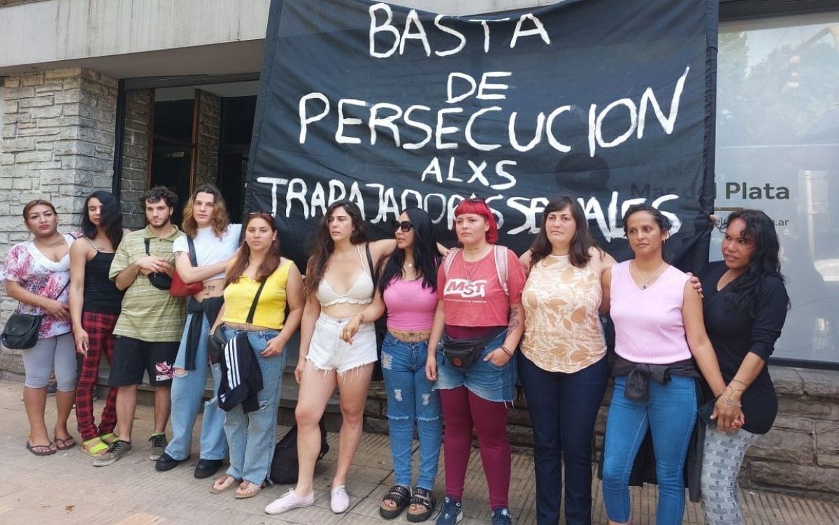 Travestis y trans rechazan la zona roja y afirman que volverán a trabajar  en la avenida Luro | Infobrisas | Noticias de Mar del Plata y la zona