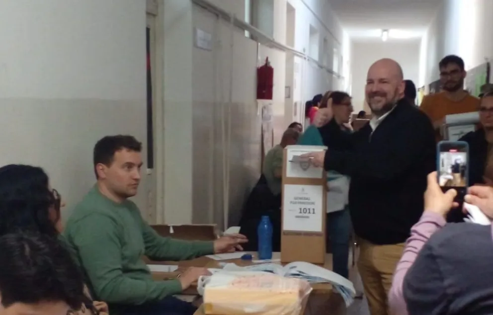 Carrancio votó y denunció robo de boletas de La Libertad Avanza