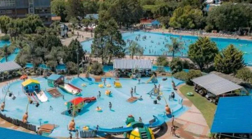 Con equipos trabados en la Aduana, Aquasol espera poder abrir el 15 de diciembre