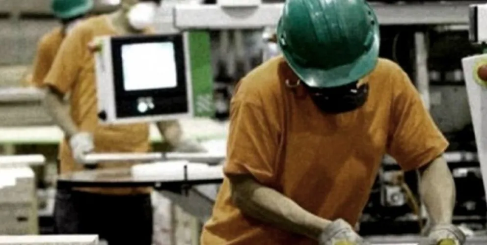 La industria Pyme cayó 9,9% anual en febrero