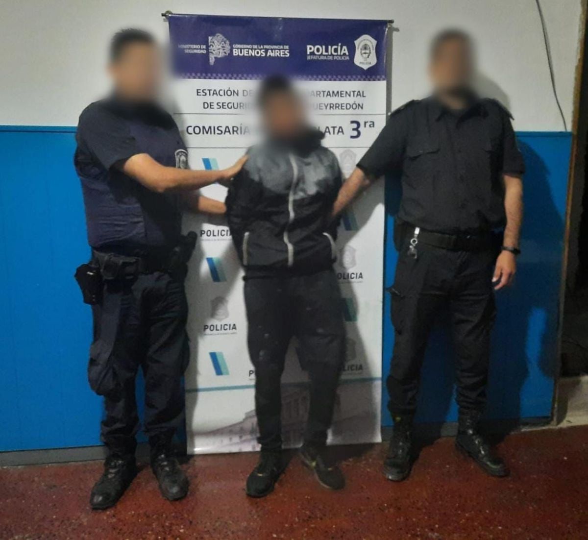 Capturaron a delincuente que armado con un machete robó a una familia en barrio San Antonio