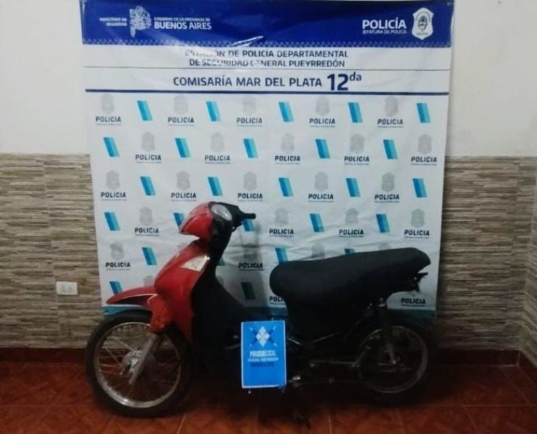 Capturan una moto con papeles adulterados en el barrio San Cayetano