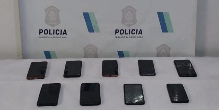 Dos menores robaron casi una decena de celulares en un boliche y fueron aprehendidos