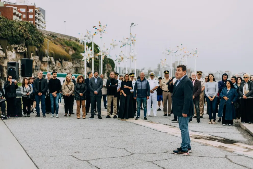 Montenegro encabezó la Bendición de las Aguas e inauguró la temporada de verano