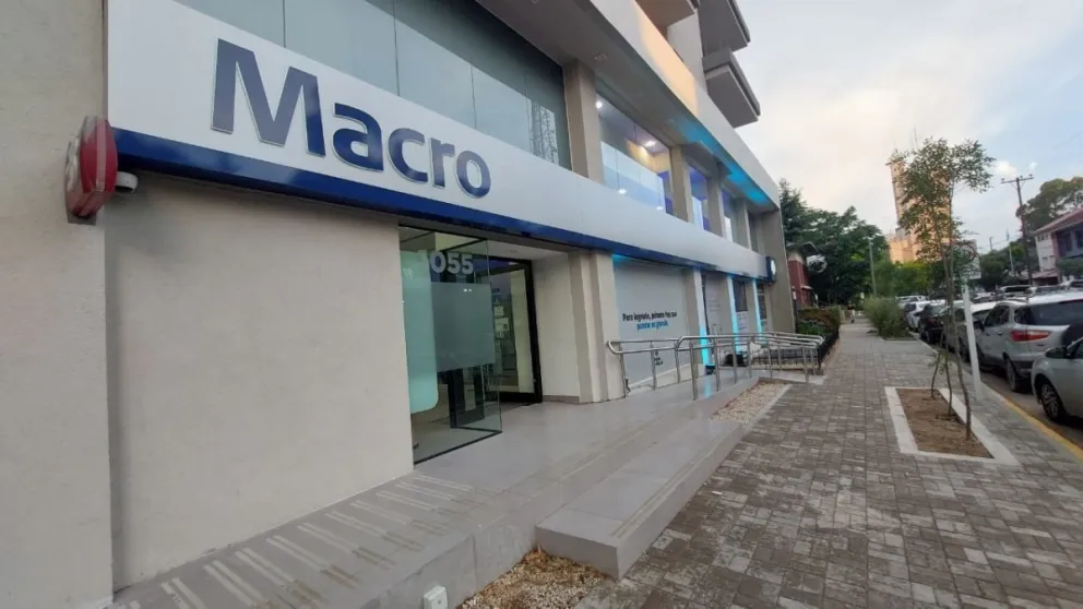 Inauguración de la sucursal del Banco Macro en Pinamar