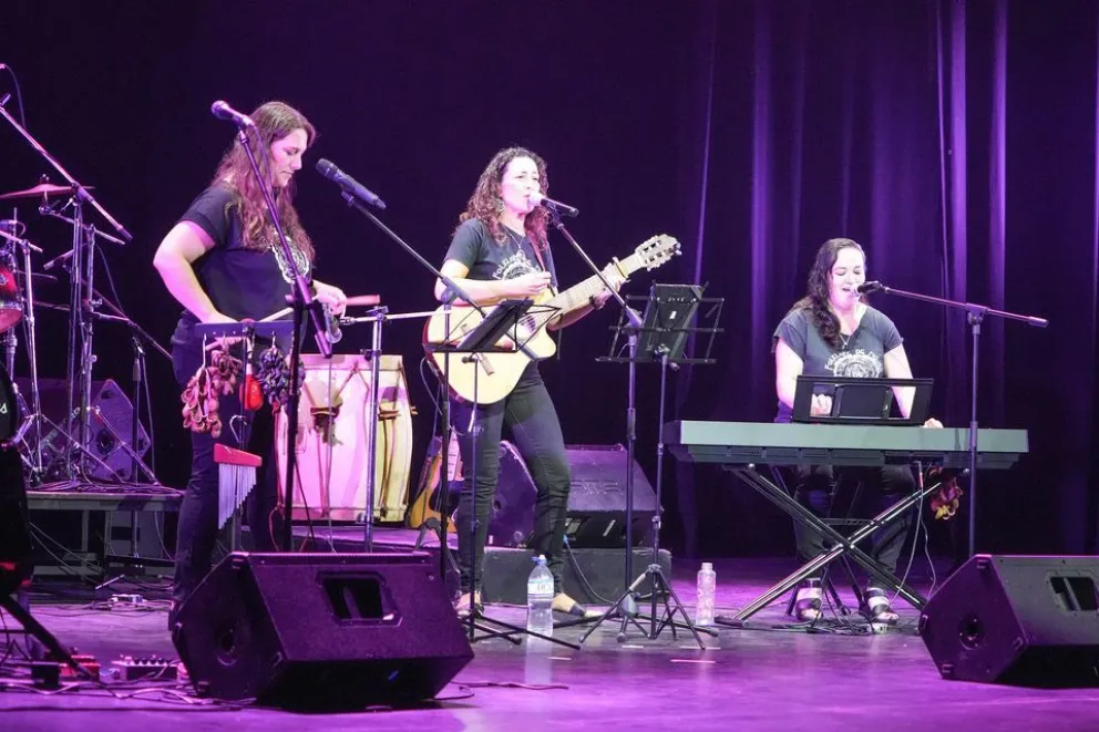 "Folklore de Mujer" representará a Mar del Plata en el Festival de Cosquín