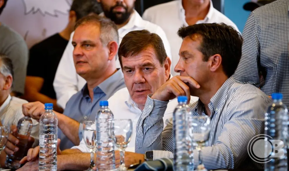 Cómo es el polémico convenio colectivo municipal que cuestionó Montenegro