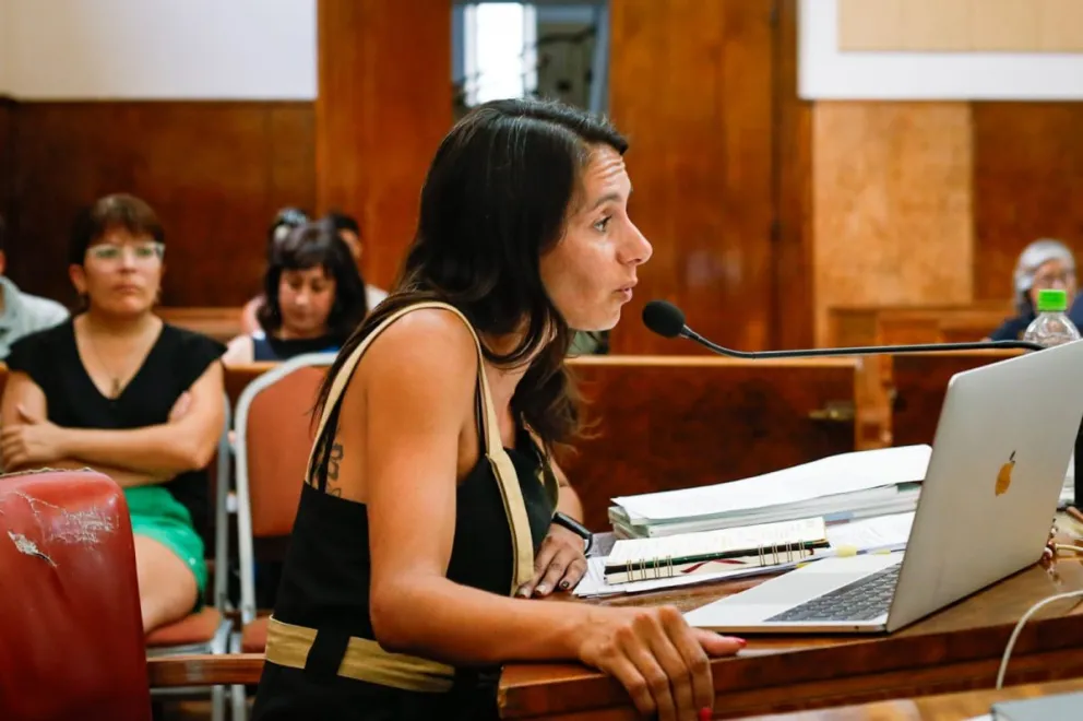Eva Ayala: "El poder político y comunicadores de voz fuerte se están manifestando de frente a la lucha feminista”