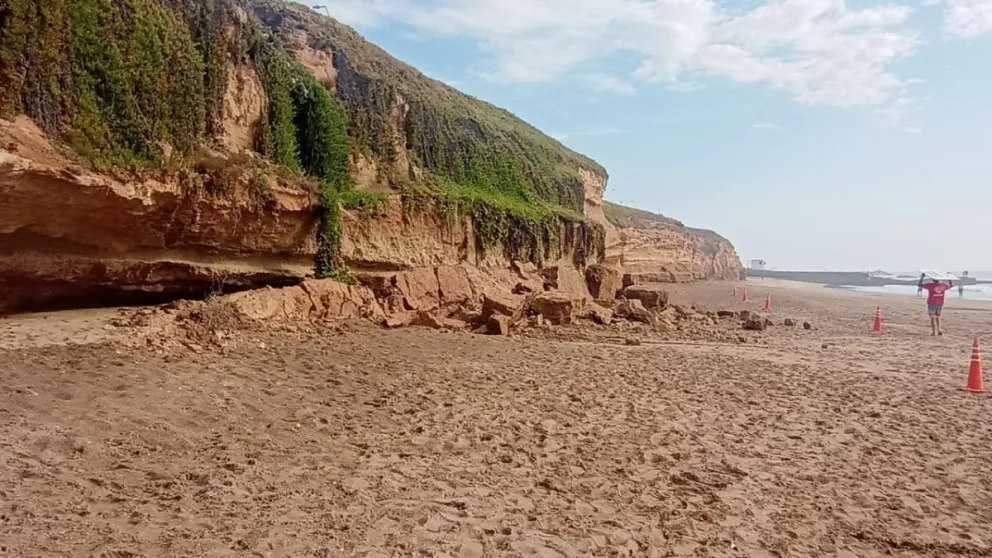 Se desprendió parte de un acantilado en la zona norte de Mar del Plata
