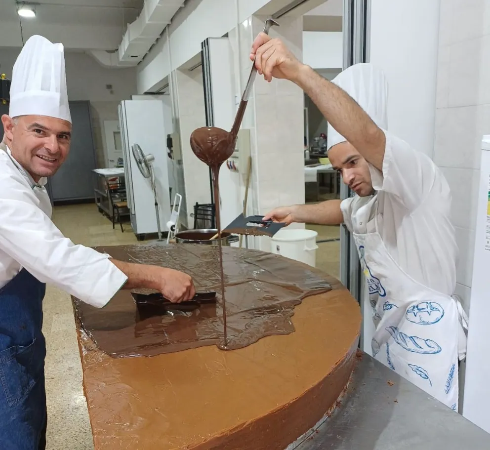 150 años de Mar del Plata: Cortarán un alfajor de 600 kilos en el Museo MAR este domingo