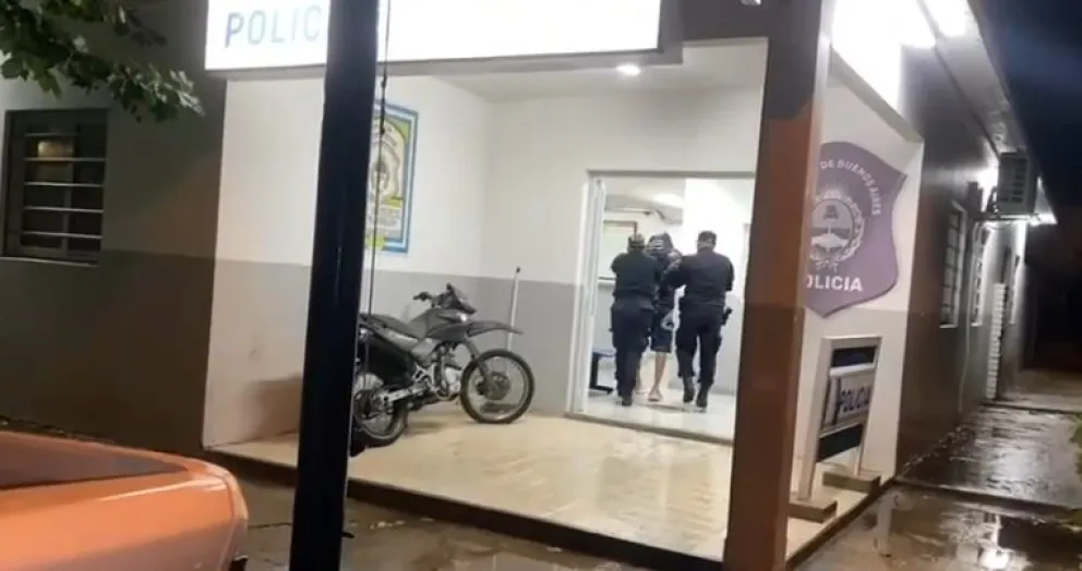 Encierro y gritos de auxilio: rescataron a una mujer cuando era tomada del cuello por su pareja