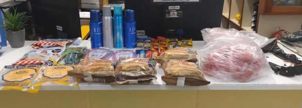Ingresó a un supermercado y en sus prendas escondió mercadería por un valor de $62.271
