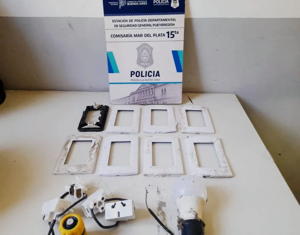 Ingresó a un terreno y robó tres tomacorrientes, un porta lámpara con foco y una garrafa