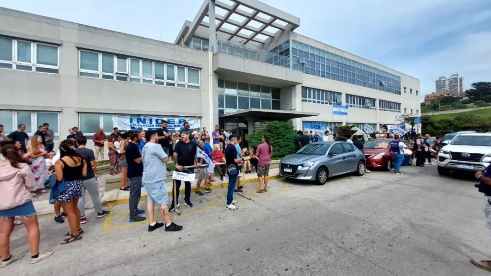 Confirman listados con unos 40 despidos entre personal del Inidep