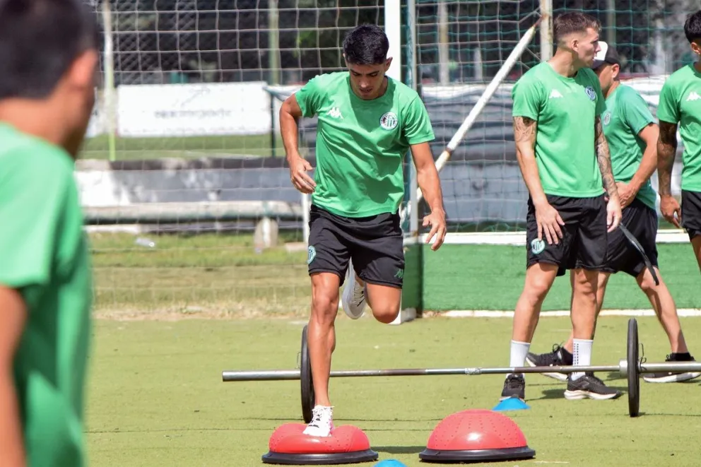 Kimberley volvió a los entrenamientos con caras nuevas