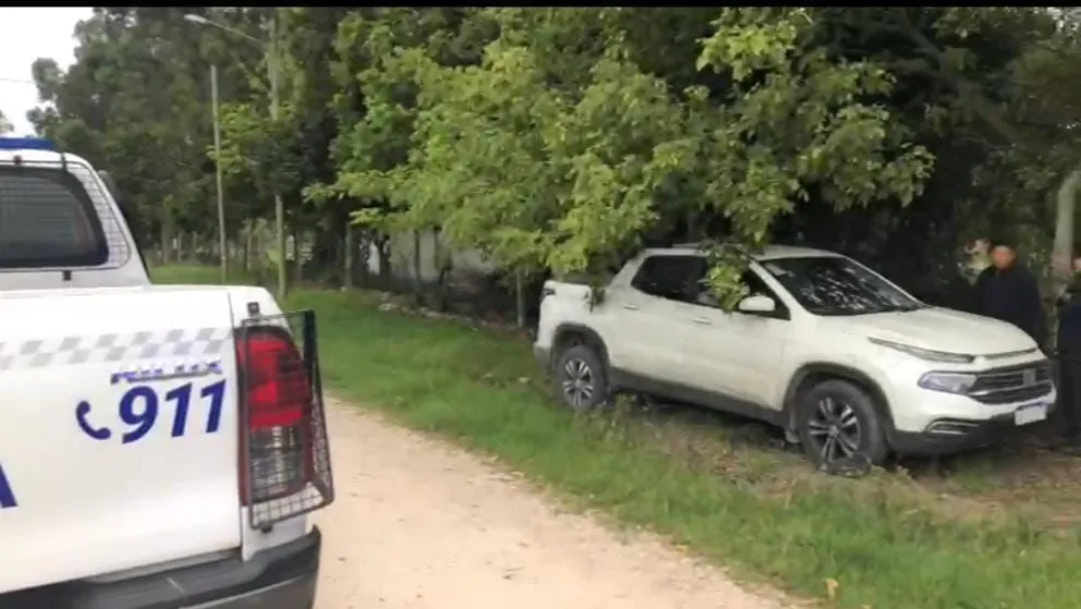 Cuatro personas detenidas por el robo de un auto, tres son menores