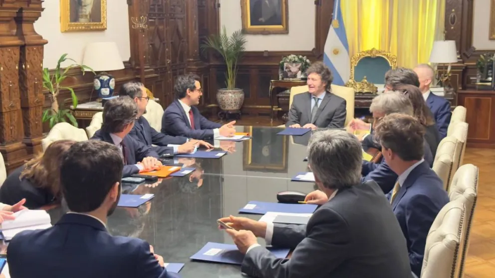 Milei pidió "acompañamiento" a diputados de LLA, por el futuro de la ley Bases
