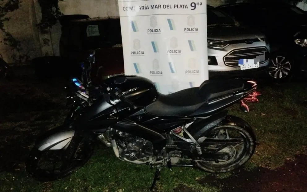 Menor de 14 años fue detenido en Santa Fe y Avellaneda tras huir de la Policía con una moto robada