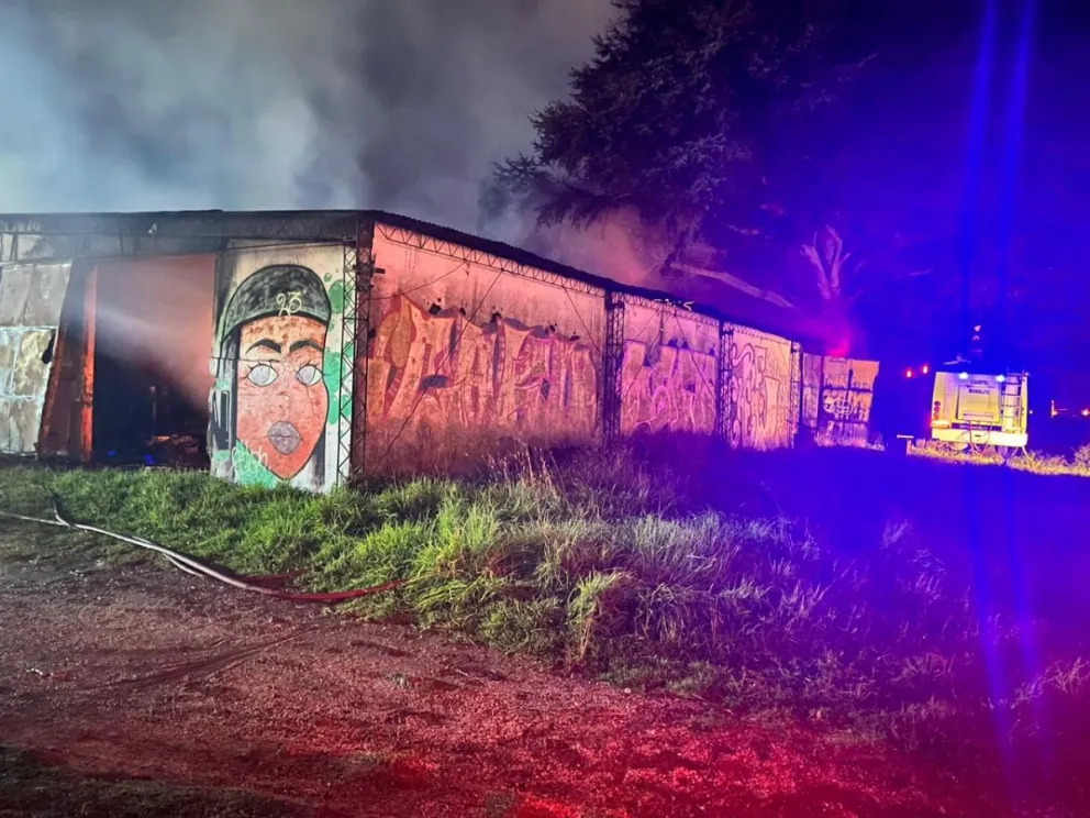 Se incendió un galpón en el Barrio Malvinas Argentinas