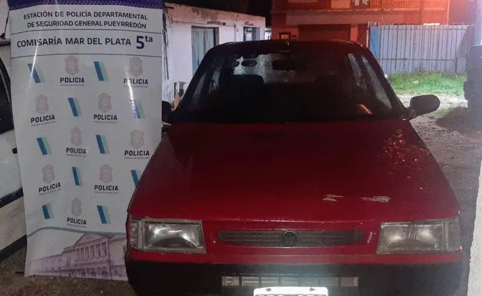 Era buscado por la Policía y lo interceptan manejando un auto robado