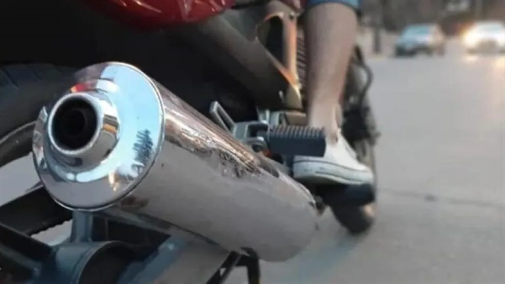 Conmovedor testimonio explica cómo nació el proyecto para prohibir contraexplosiones que hacen las motos