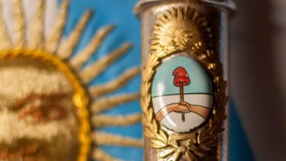 12 de marzo: Día del Escudo Nacional