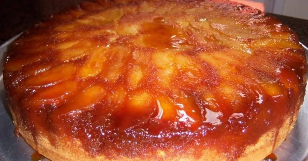 Tarta invertida de manzanas