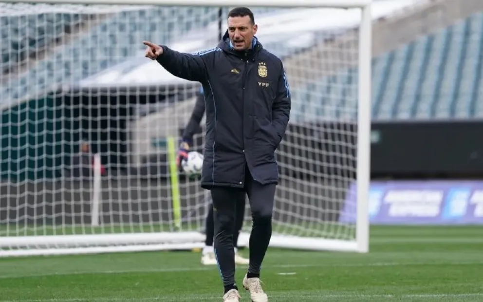 Scaloni aclaró que estará al mando de la Selección luego de la Copa América