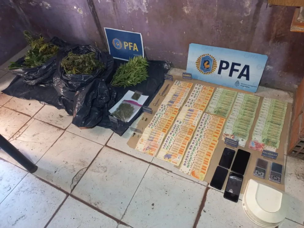 Desbaratan una banda narco que vendía drogas por WhatsApp y Telegram