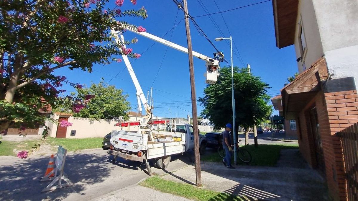 Avanza el recambio de luminarias LED en distintos barrios de Mar del Plata