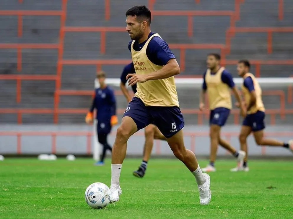 Alvarado entrenó de cara al partido del domingo frente a Güemes 