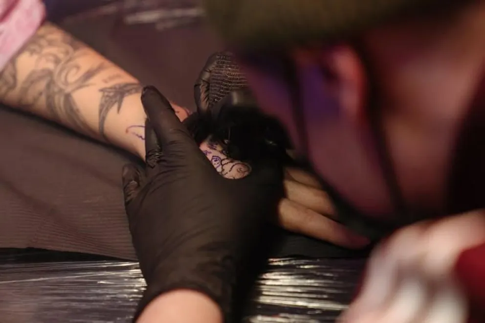 Continúa la expo tattoo con shows de bandas del rock nacional en BrewHouse 