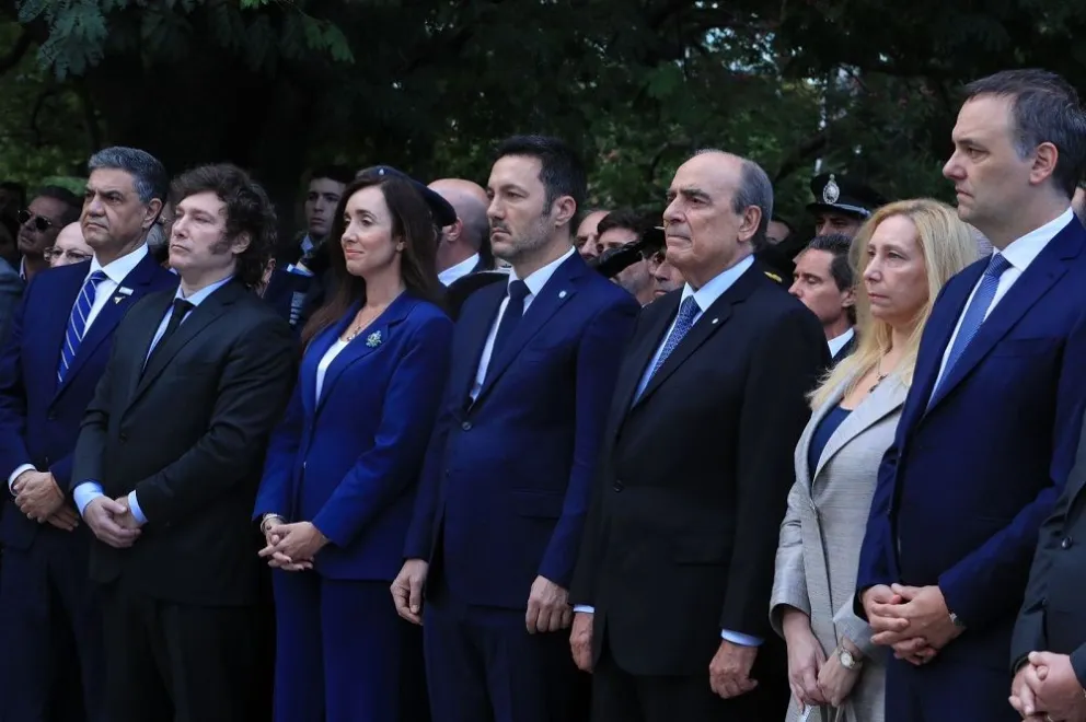 Milei ratificó el reclamo por la soberanía de Malvinas y a una reconciliación con las FFAA