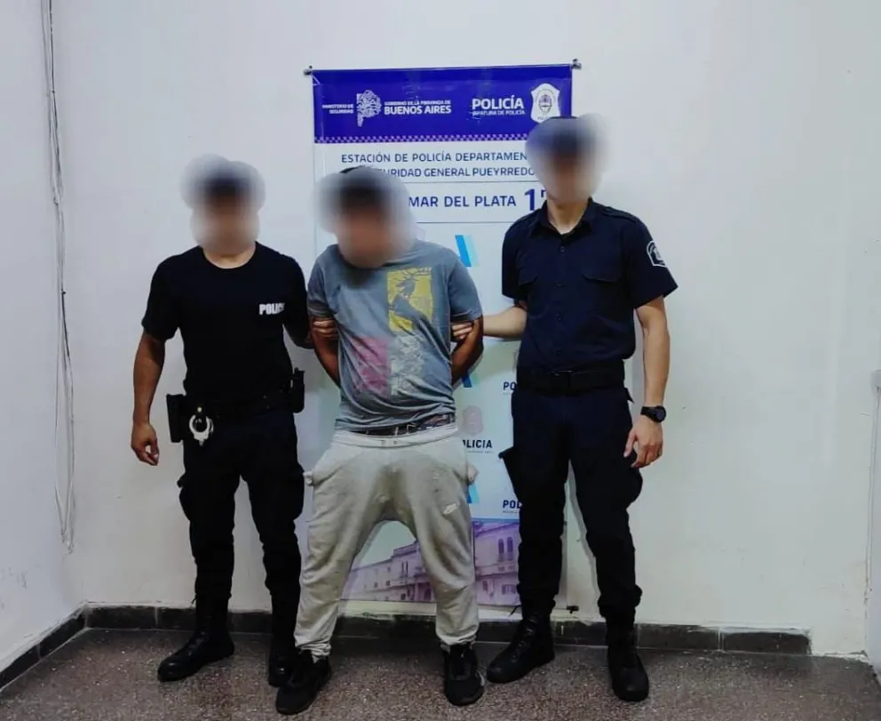 Robó una rueda de auxilio y un estéreo y fue detenido