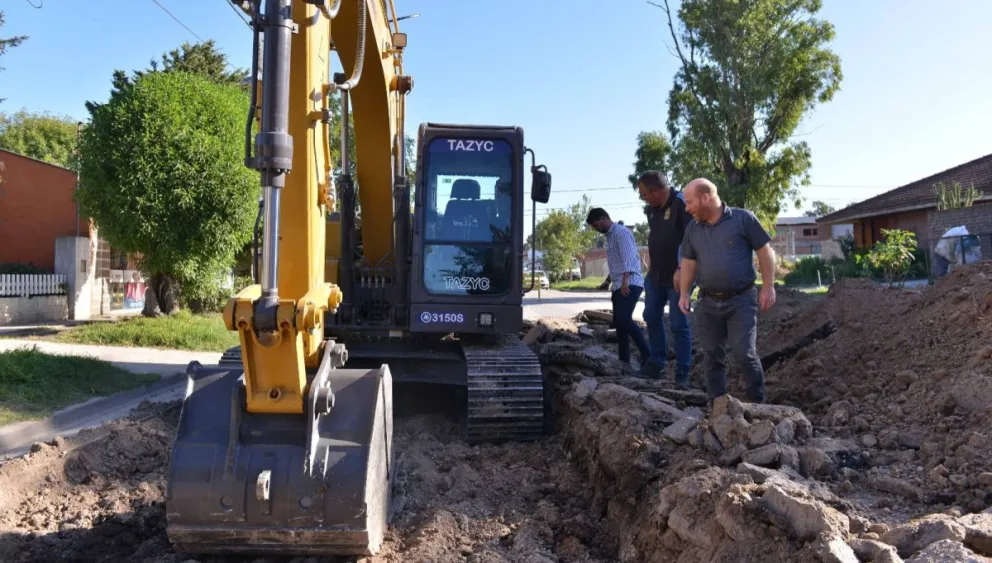 Trabajan en la repavimentación de la avenida Montevideo en Santa Clara del Mar