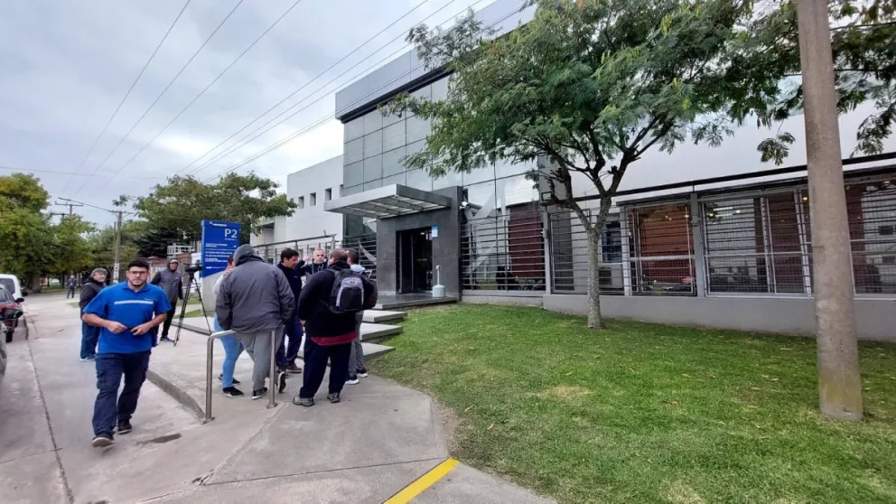 Trabajadores paralizan planta de Pepsico en Parque Industrial por 14 despidos entre el personal