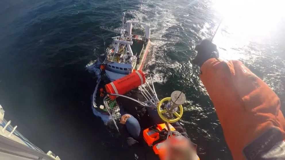 Prefectura evacuó de urgencia a un tripulante en el mar