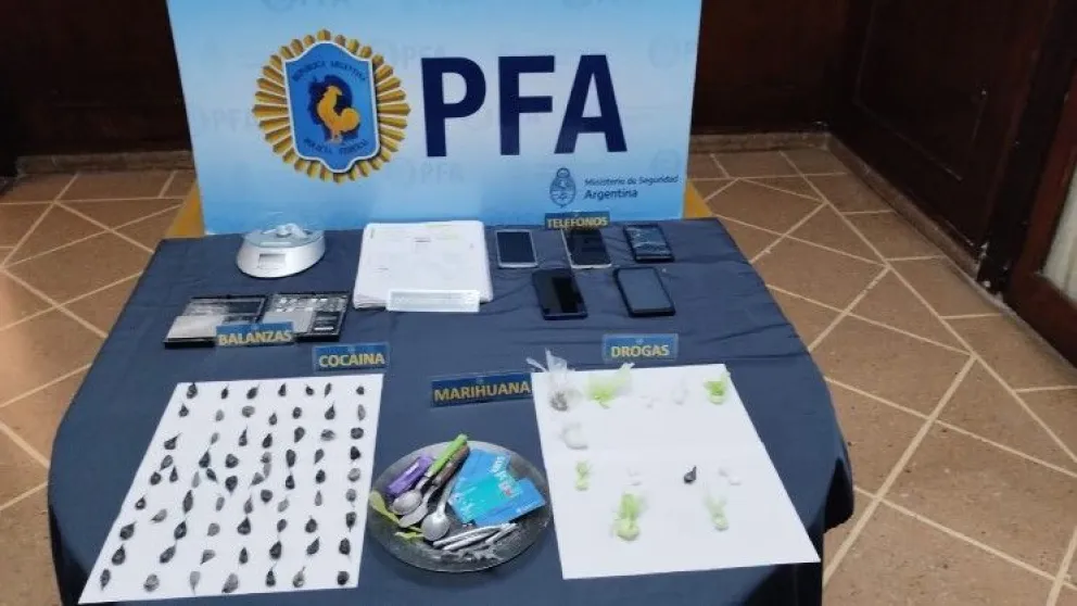 Policía Federal detuvo en Mar del Plata a 4 personas que vendían droga cerca de colegios privados