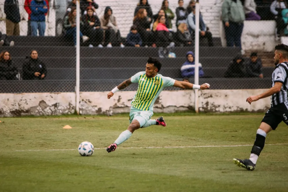 Aldosivi venció con agonía a Gimnasia de Mendoza