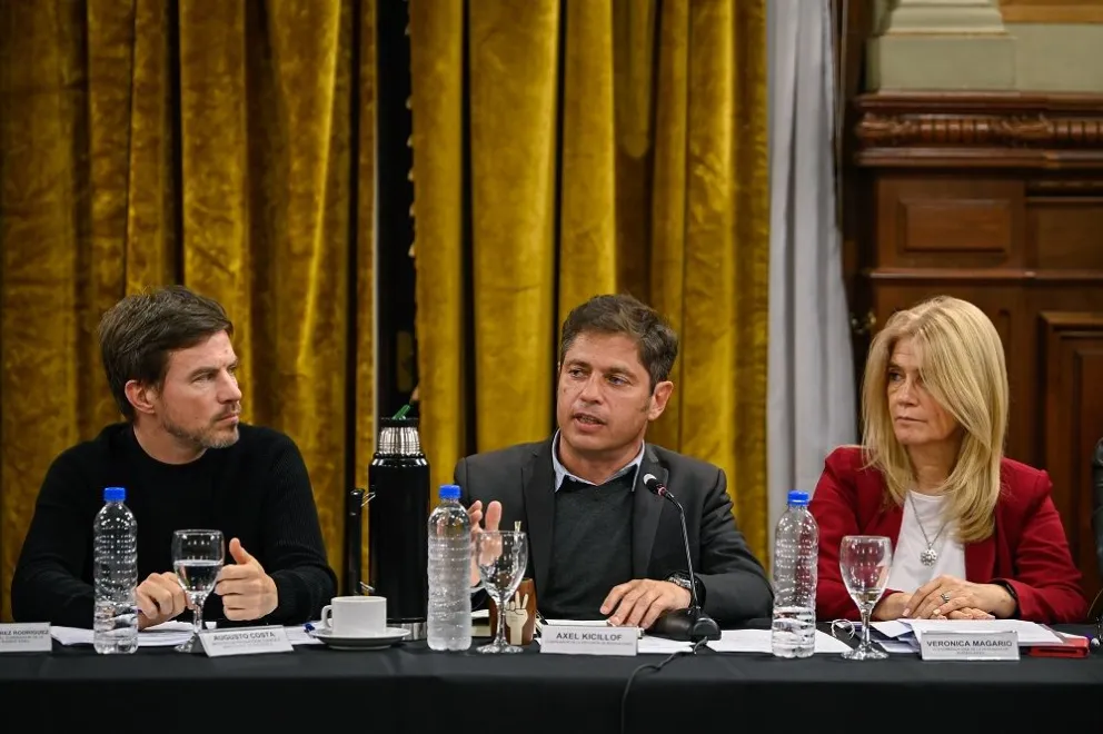 Kicillof dijo que "el Senado tiene que rechazar la Ley Bases de Milei"