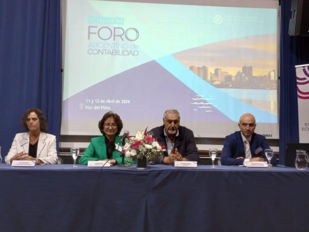 Más de 80 académicos participaron del 9º encuentro del Foro Argentino de Contabilidad
