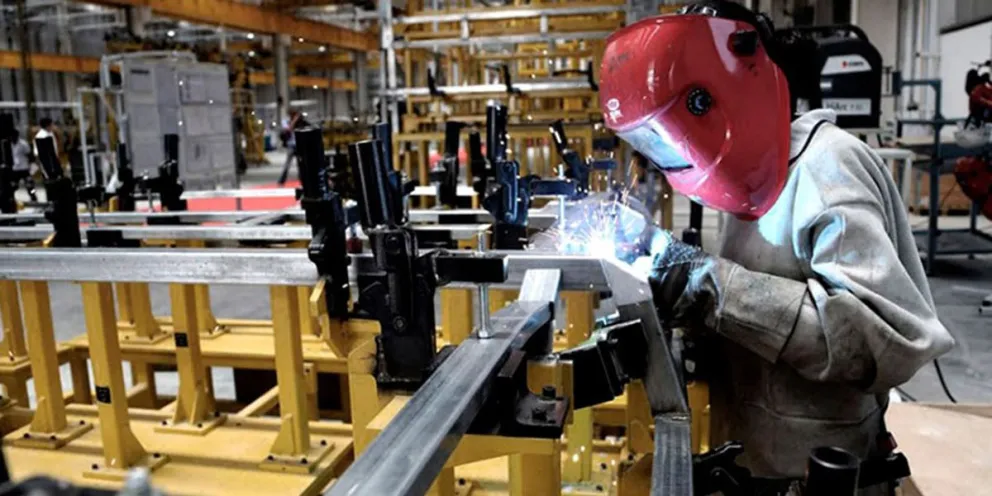 El empleo registrado privado registró una caída de 30.455 puestos de trabajo en enero 