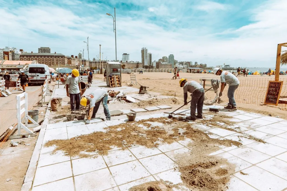 Avanzan los trabajos de renovación en el frente costero de Mar del Plata