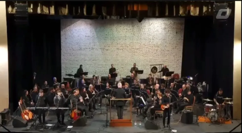 Se viene una noche única con Helter Skelter y la Banda Sinfónica Municipal 