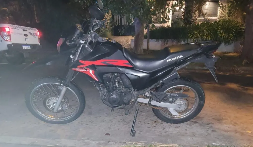 Detenido en barrio San Carlos después de robar una moto: el ladrón tiene menos de 15 años